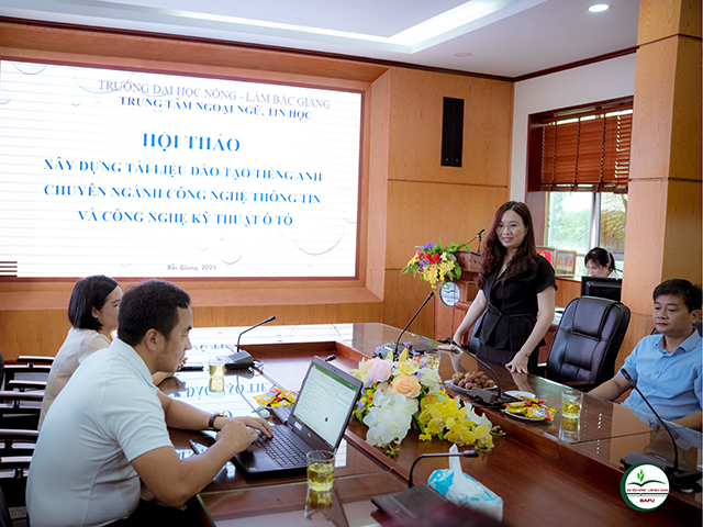 Hội thảo xây dựng tài liệu đào tạo Tiếng Anh chuyên ngành CNTT công nghệ kỹ thuật ô tô
